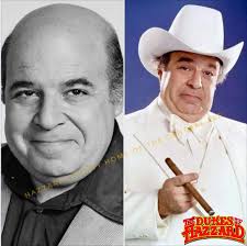 Watching the first full House Christmas episode. In case no one recognizes  him, that's the late Sorell booke, probably best known to TV audiences as  boss hogg from the Dukes of Hazzard