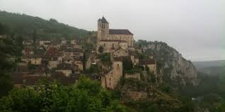 In fact, outside of france, i dare say that it is completely unknown. Irgendwo Auf Der Welt Saint Cirq Lapopie Fm4 Orf At