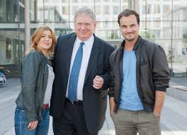 Bekannt wurde er durch hauptrollen in serien wie ein fall für zwei, dr. Acht Neue Falle Fur Den Staatsanwalt Zehnte Staffel Der Zdf Krimireihe Mit Presseportal