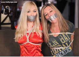 Hollyrope twitter