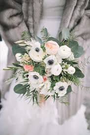 Maybe you would like to learn more about one of these? Schone Brautstrausse Mit Anemonen Fur Die Winterhochzeit Friedatheres Com Hochzeit Dekoration Ideen Anemone Bridal Bouquet Winter Wedding Bouquet Ivory Bouquet Wedding