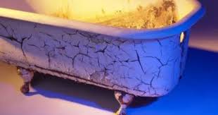 All the accessories you will need like a brush and the gloves to keep your hands safe are part of the kit. How To Strip Cast Iron Of Paint Rust Cast Iron Tub Cast Iron Bathtub Old Bathtub