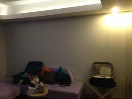 Agar gak terlalu gelap, catlah plafon kamarmu dengan warna yang cerah. Kondisi Kamar Gelap Temaram Foto Ibis Styles Bali Benoa Tanjungbenoa Tripadvisor