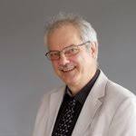 Ian Padilla-Gay (@ianpadillag)