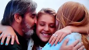 Voici une fanfiction sur la famille beddiar. Demain Nous Appartient Sylvain Moreno Est Libre Et Fin De Cavale Pour Justine Et Tristan Le Resume De L Episode 575 Du 17 Octobre 2019 Video