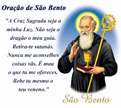 Um monge, que havia morrido saindo do mosteiro sem sua benção, fora enterrado varias vezes, mas seu corpo amanhecia fora do túmulo até que o venerável lhe abençoou. Oracao De Sao Bento Vida Historia De Sao Bento Dia De Sao Bento