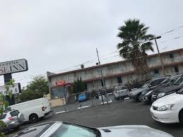 The inn is a beautiful 1930's adobe home located in the historic sam hughes neighborhood, just two blocks east of the university of arizona. Pasadena Rose Inn In Los Angeles Hotel Rates Reviews On Orbitz