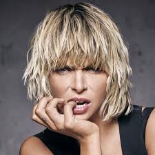 Tjonge wat een jaar is dit aan het worden. Coupe Et Coiffure Pour Cheveux Mi Longs Jean Louis David Printemp En 2020 Coiffures Cheveux Mi Longs Degrades Coupe Cheveux Mi Longs Blonds Coiffure Cheveux Mi Court