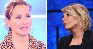 321, batteria capelli di adulti barba rocio us capelli us taglio ordine rasoio tesser, capelli host carica serio. Barbara D Urso Attaccata Da Mediaset E Da Maria De Filippi