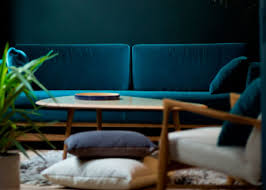 Le bleu canard (nommé ainsi en référence aux plumes nuancées du colvert) ne perd rien de sa superbe. Deco Bleu Canard Idees Et Inspiration Clem Around The Corner