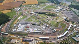 Watch what pirelli told brundle during 2013 silverstone tyre failures on streamable. Britischer Grand Prix Findet In Silverstone Statt Motogp