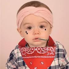 Shea Clancy's Instagram, Twitter & Facebook