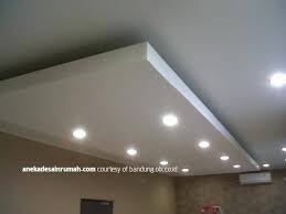 Padahal, ini termasuk salah satu bagian penting yang juga harus dipikirkan bagaimana modelnya. Gambar Desain Plafon Gypsum Gipsum Rumah Minimalis 21