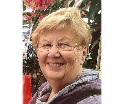 Amy Coxon's Instagram, Twitter & Facebook