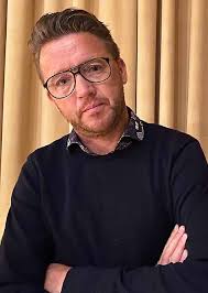 Nytt liv till Historiska museets fönster Tar sig an utmaningarna tillsammans