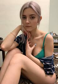 Eva elfie teased and penetrated from behind. Eva Elfie 9gag