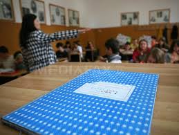 Iata doar 3 dintre motivele care ii determina pe profesori sa se fereasca de lectiile. Fsli Un Profesor Din Romania CastigÄƒ Pe LunÄƒ Cat Un Cadru Didactic Din Luxemburg In Patru Ore