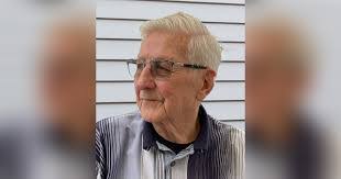 Frank Kuras's Instagram, Twitter & Facebook