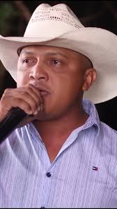 Por un 2025 lleno de éxitos y Bendiciones para todos🙏🏻, Aquí voy con  Jacinto Linares cambiando versos por coplas., #musicallanera #joropo #reels  #viralvideos #colombia #casanare #venezuela #caracas ...