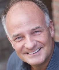 Dennis Howe's Instagram, Twitter & Facebook