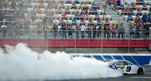 It's race two of the nascar playoffs. Recap Chase Elliott Wins Roval Making It Four Road Courses In A Row Nascar En Espanol