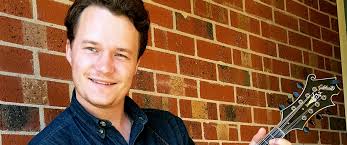 Tom Kendall wins 2017 Australian Bluegrass Scholarship