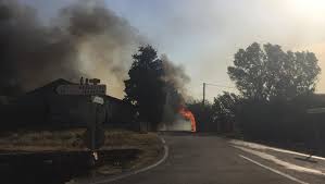 Les pompiers du gard sont intervenus, cette nuit de mardi à mercredi vers 4h du matin, pour un feu à… 0 1 973. Incendies Dans Le Sud Du Gard 11 Maisons Et 4 Hangars Ont Brule Midilibre Fr