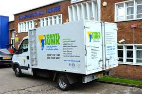 Junk wallet we are one of central new york state's oldest clutter, rubbish, trash,and junk removal companies. 3 Tips To Spot A Good Waste Removal Company Vonvil Junk