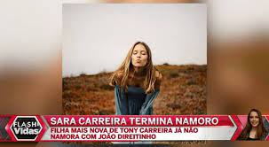 A cantora portuguesa sara carreira faleceu no passado dia 5 de dezembro, aos 21 anos de idade, vítima de ao volante seguia o namorado, ivo lucas, que continua hospitalizado mas fora de perigo. Flash Sara Carreira Termina Namoro Com Joao Direitinho Mas Ja Tem Outro Namorado Facebook
