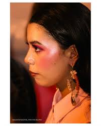 Backstage Rose Fashion Show de Adriana Boada Model Academy en su 8 edición.  . . #model #modelphotography #modelo #backstage #runway #runwaymodel  #photographer #fashion