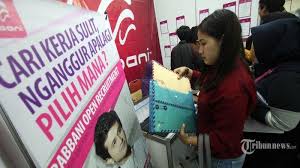 Memiliki motivasi kerja tinggi dan bersedia bekerja secara fisik serta bersedia bekerja shift. Simak Ini Yang Harus Ada Ketika Menulis Surat Lamaran Pekerjaan Alamat Email Harus Formal Halaman All Tribunnewsbogor Com