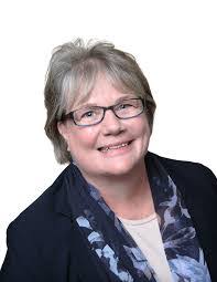 Kerry Macdougall's Instagram, Twitter & Facebook