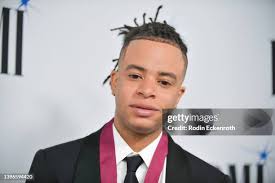 319 Photos & High Res Pictures