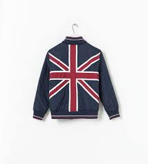 Veste en jean et bermuda coloré pour une allure casual chic, bomber et bermuda en jersey pour une. Blouson Reversible Avec Drapeau Manteaux Garcon 2 14 Ans Enfants Zara France Jacken