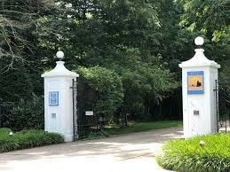 8131 jobs in holland, mi. Lakewood Farm And Zoo Holland S First Big Attraction Gets Historic Designation