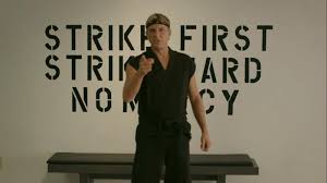 We would like to show you a description here but the site won't allow us. Cobra Kai Die Spate Karate Kid Serie Demnachst Auf Netflix Bereitsgesehen De Lass Uns Uber Filme Reden