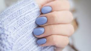 Esmalte de uñas color azul marino. Los 20 Colores De Unas Favoritos De Las Manicuristas Y Expertas En Belleza