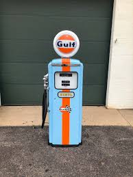 Gas Pumps - Bernie's Restorations