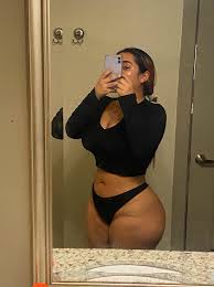 i have a lot more to show 💗 : r/latinas