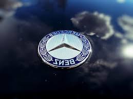 Auto Automerkki Konepelti Merkki Kone Mercedes Benz Pilvia Heijastus Pikist