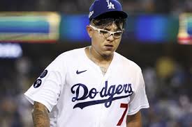 Julio Urías cannot be allowed to pitch again for the Dodgers ...