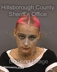 Grace Summerfield's Instagram, Twitter & Facebook