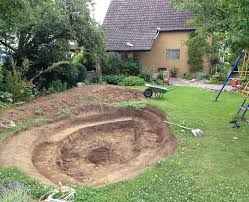 Naturstein ist die edle version für repräsentative gartenwege, die. Gartenteich Anlegen Schritt Fur Schritt Zum Wasserparadies Mein Schoner Garten