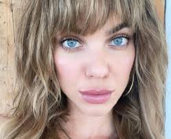 Hannah Brauer's Instagram, Twitter & Facebook