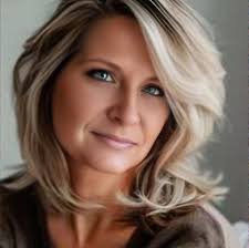 Happy 33rd birthday to former Georgia center and team captain David  Andrews... As a senior at Georgia in 2014, Andrews earned All-SEC honors,  was named overall team captain, and was the recipient