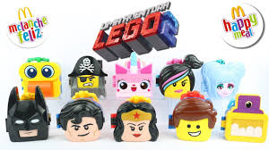 Uma Aventura Lego 2 Mclanche Feliz Fev 2019 Colecao Completa Do Filme Review Mcdonalds Toys Youtube