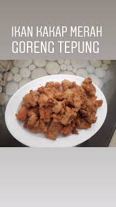 Hari ini ada nasi goreng selimut, ayam tandoori dan sup kepala ikan kakap. Ikan Kakap Merah Goreng Tepung Tepung Ikan Merah