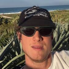 duda santos e dani norton no pódio montado pelo publico vocês nunca saíram  do primeiro lugar ! É CAMPEÃO