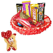 Nothing says romance on valentine's day like a box of strawberries dipped in gourmet semisweet chocolate, tastefully arranged in a valentine's. Buy Valentines Day Chocolate Gift Valentine S Day Gift Combo For Him Her Husband Wife Loved Ones Girl Friend Valentine Heart Teddy Bear Valentine Chocolate Hamper 1165 At Best Price In India Eatgourmet