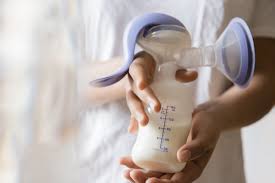 As more women heed messages touting the benefits of breast milk over formula, online networks have sprung up to facilitate sharing. Meplais9yd23ym